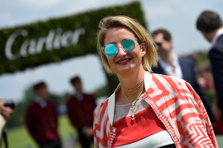 700065097 AJ 5893 9A38587525A9A2065A0A221B89ADF6AC