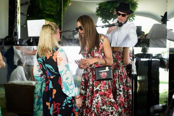 700065097 AJ 9430 96ED392F88DEE67DF9EDEADD508E0A7B